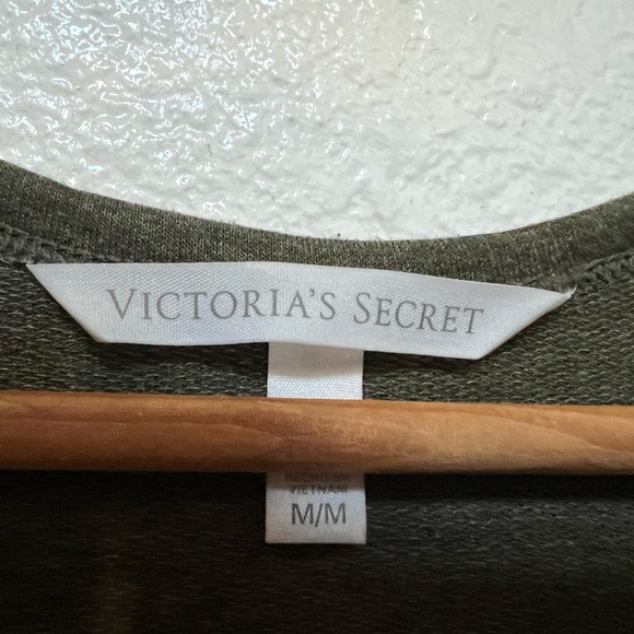 Green Victorias Secret Racerback Sleeveless Tank Top Medium - Picture 2 of 2